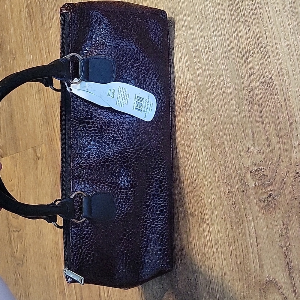 Wine Clutch with Corkscrew - Picture 3 of 5